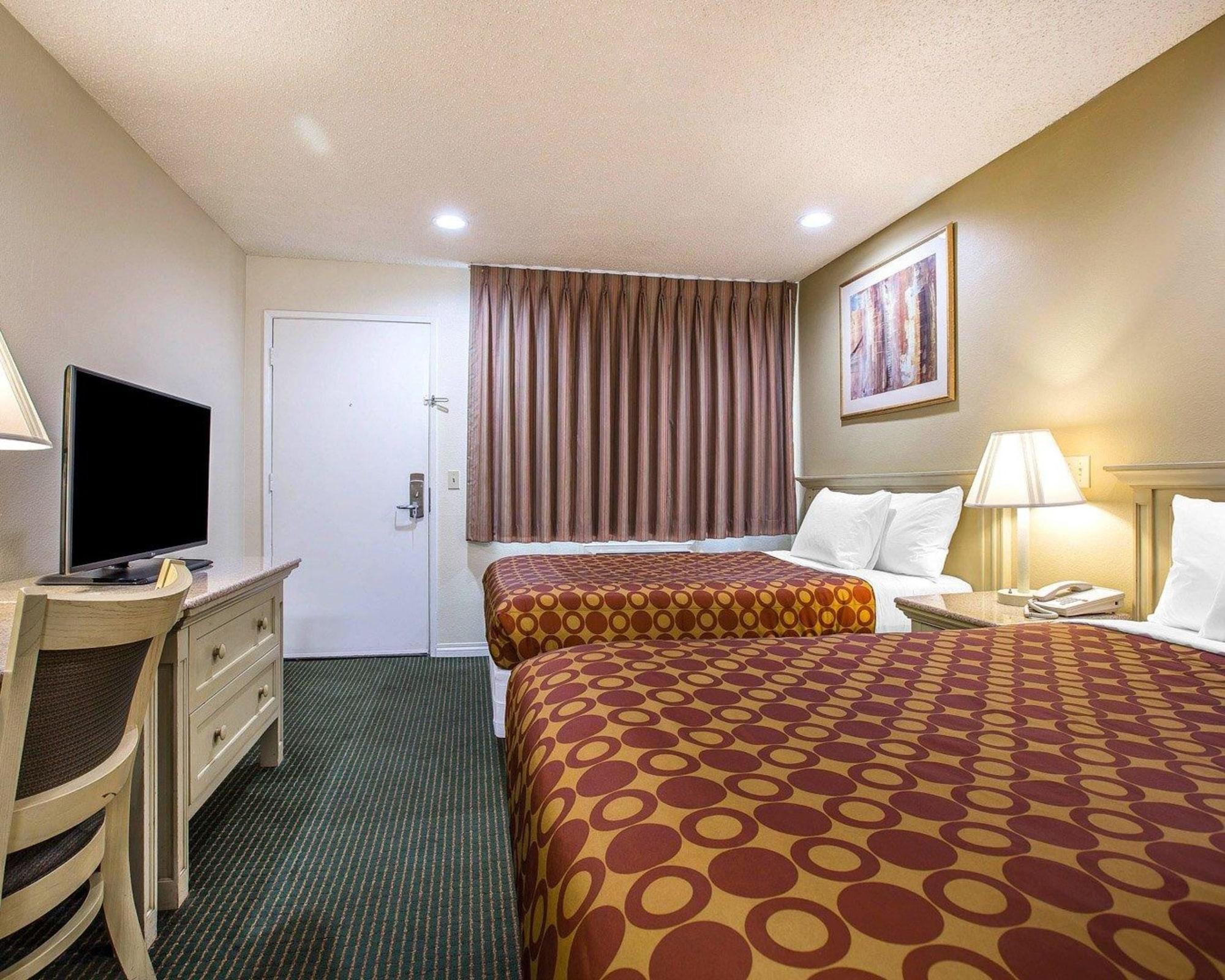 Rodeway Inn Santee San Diego East Екстериор снимка